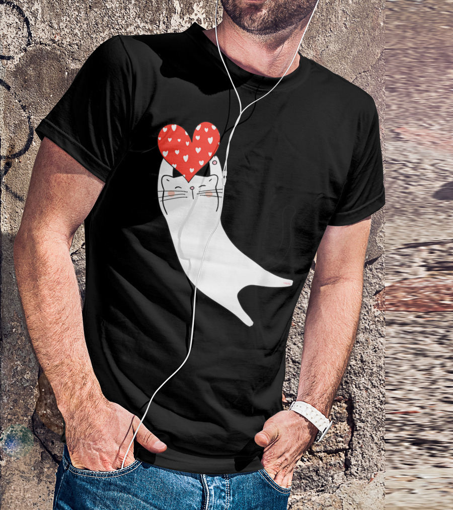Happy Valentine Cat Holding Heart T-Shirt
