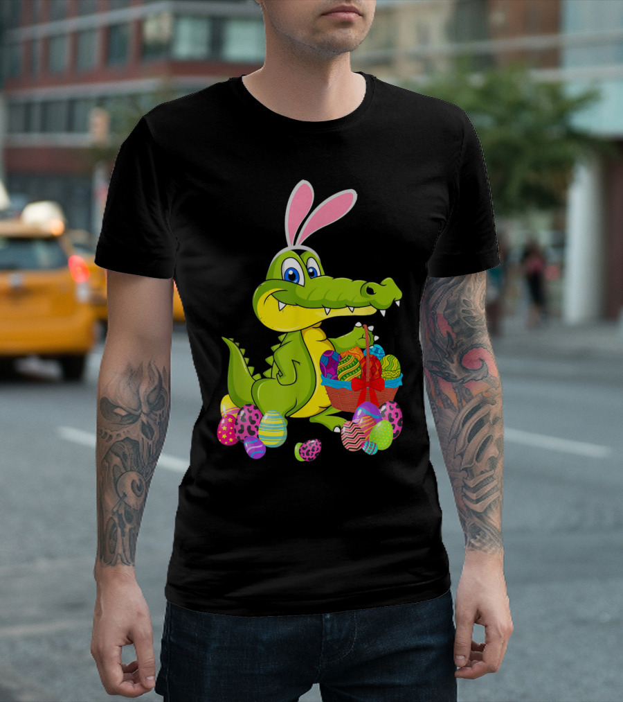 Alligator Bunny Hunting Eggs Cute Alligator Basket Filled with Colorful Easter Eggs T-Shirt