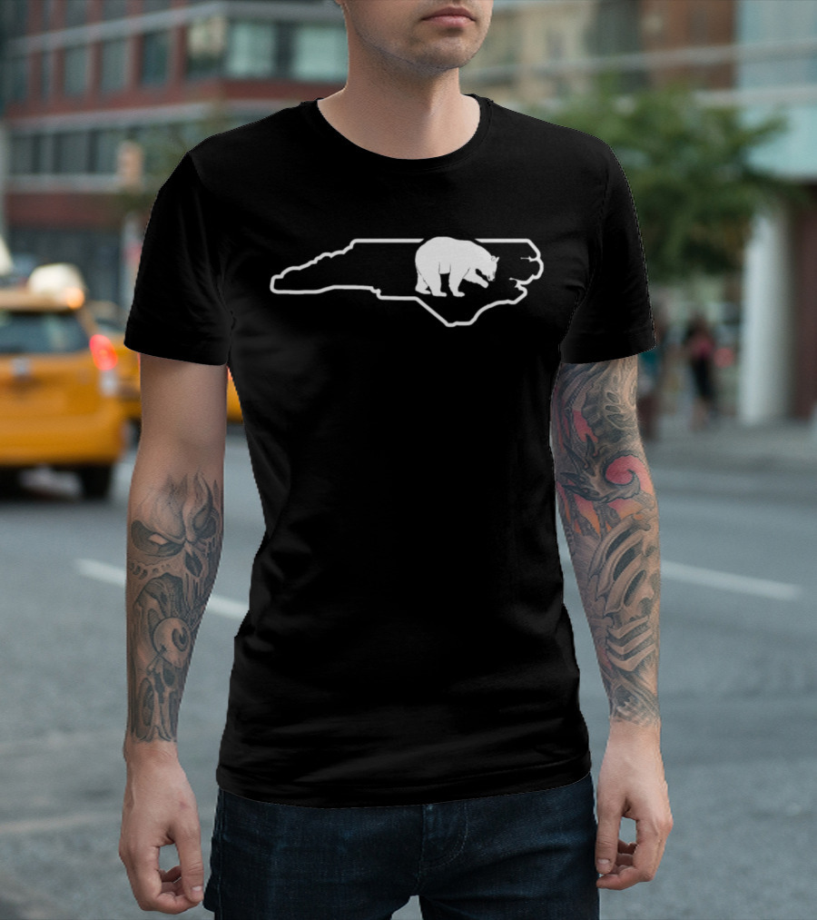 North Carolina Black Bear Hunting Map Outline T-Shirt