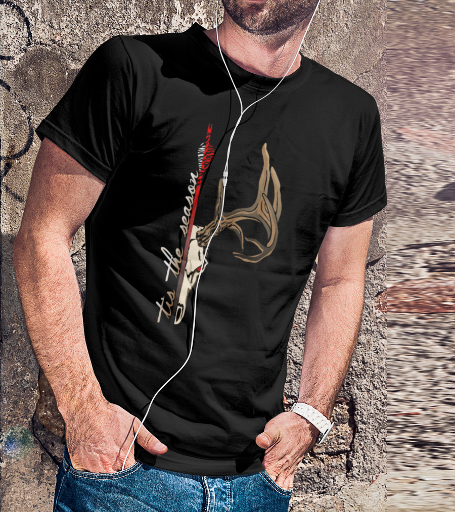 Tis The Season Hunting Deer Antler Skull T-Shirt