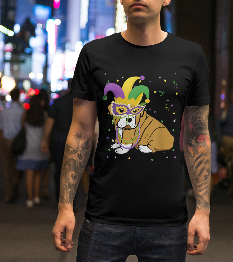 English Bulldog With Mardi Gras Jester Hat Beads And Mask T-Shirt