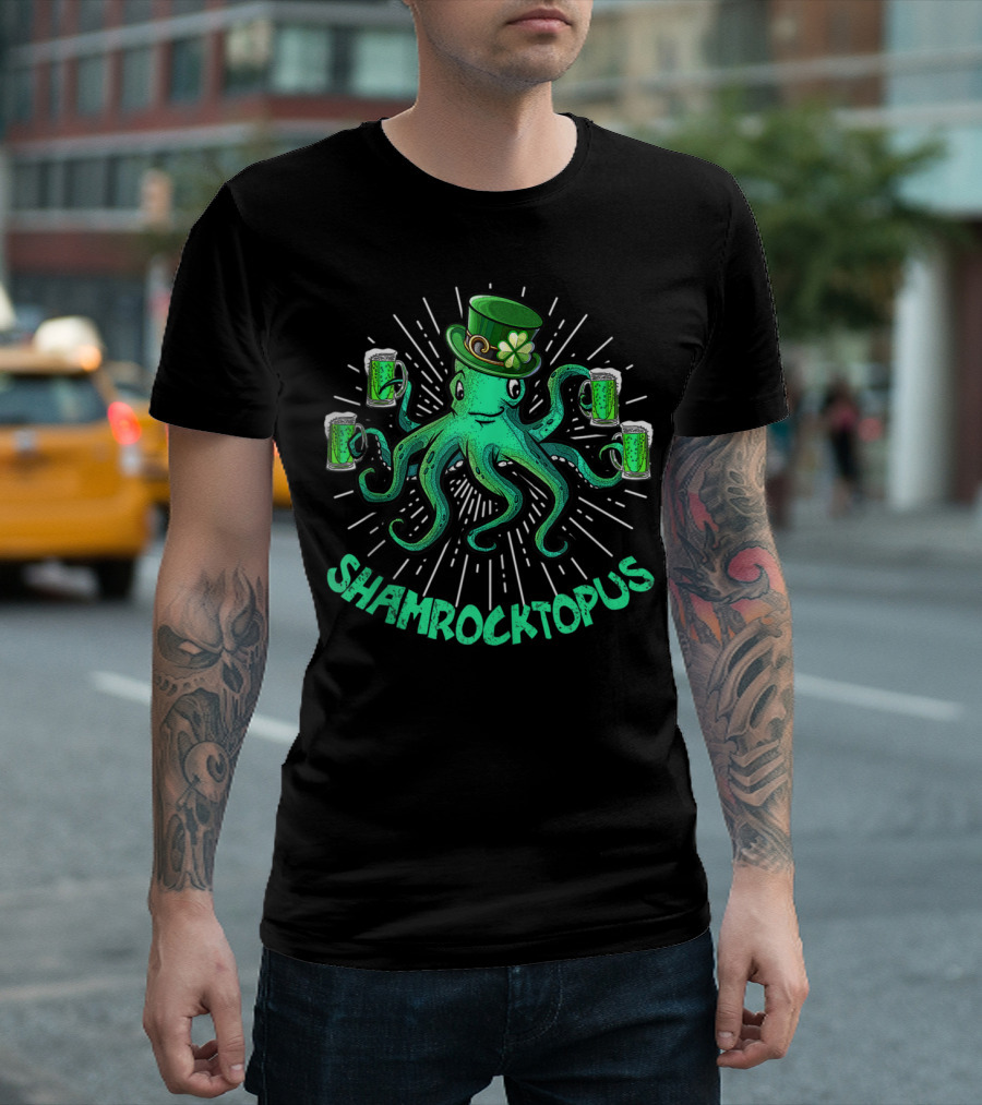Shamrocktopus Leprechaun St Patrick's Day Octopus with Beer and Hat T-Shirt