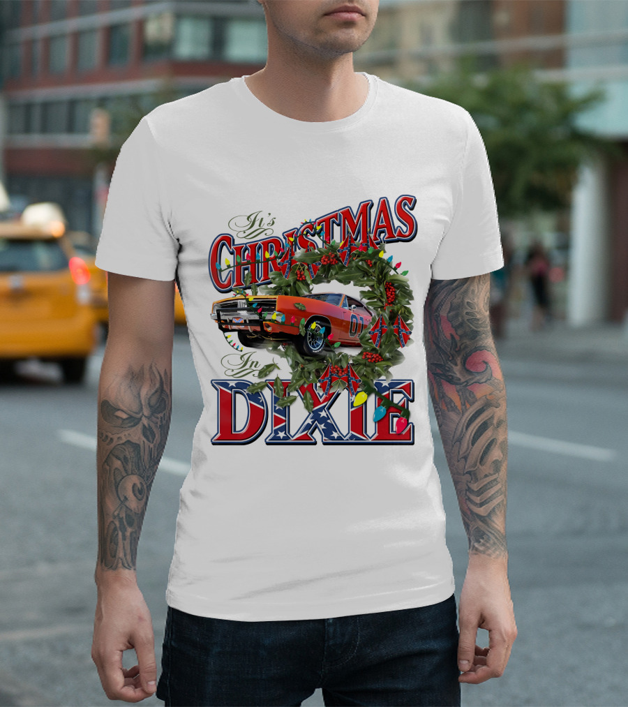It's Christmas In Dixie 01 General Lee Car Wreath Lights T-Shirt