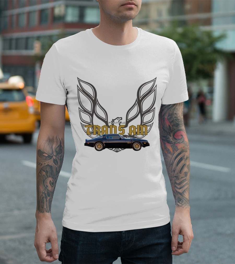 Pontiac Trans Am Smokey and the Bandit Car with Iconic Firebird Wings T-Shirt