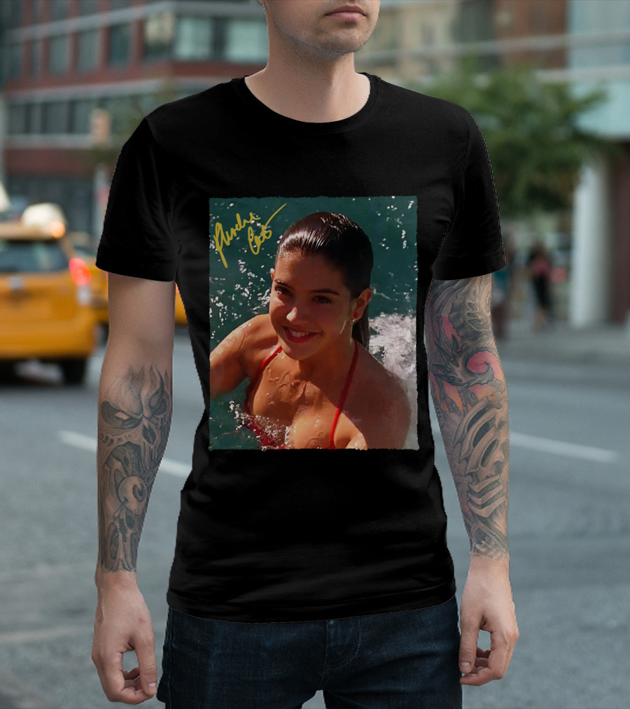 Fast Times at Ridgemont High Linda Barrett Phoebe Cates Swimming Pool Scene T-Shirt