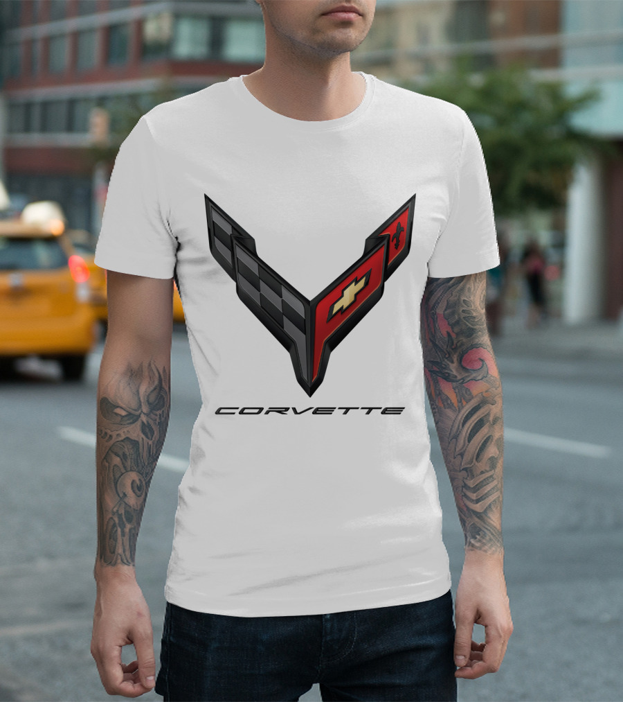 Chevrolet Corvette Emblem with Checkered and Cross Flags T-Shirt