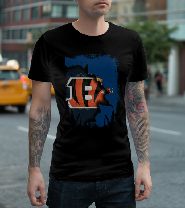 Vermont Map With Cincinnati Bengals Logo Inside T-Shirt