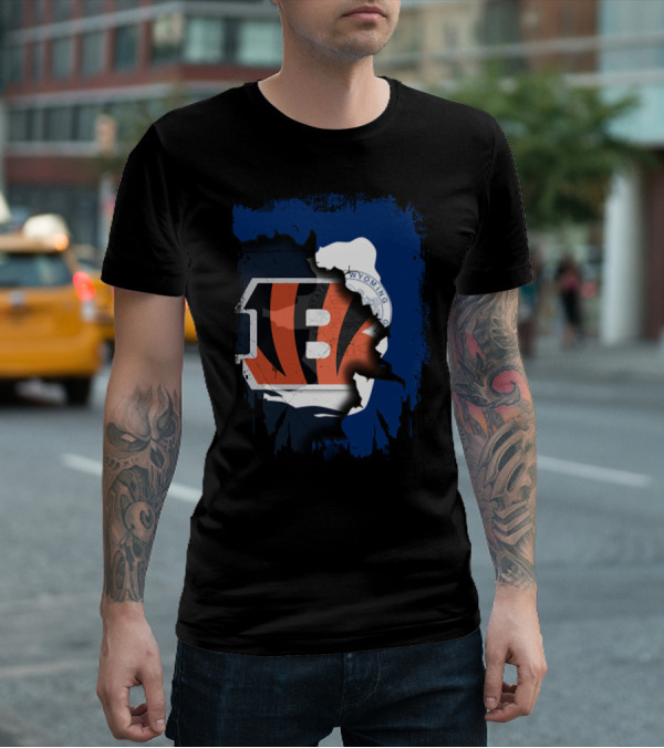 Wyoming State Outline With Cincinnati Bengals Logo Integration T-Shirt