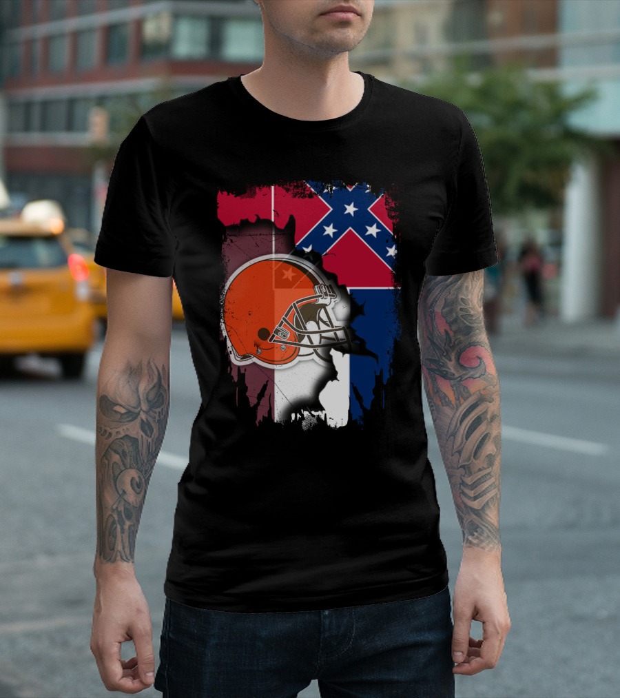 Cleveland Browns Helmet with Mississippi Flag Background T-Shirt