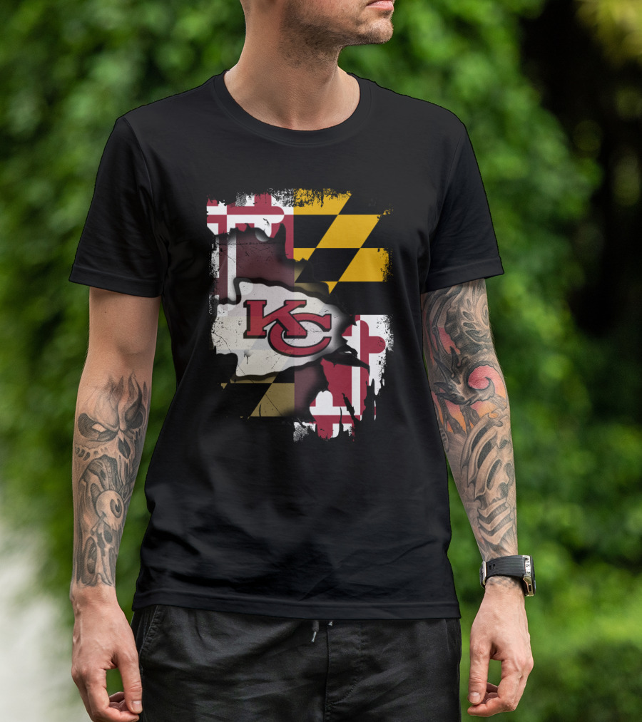 Maryland Flag With KC Chiefs Logo Background T-Shirt
