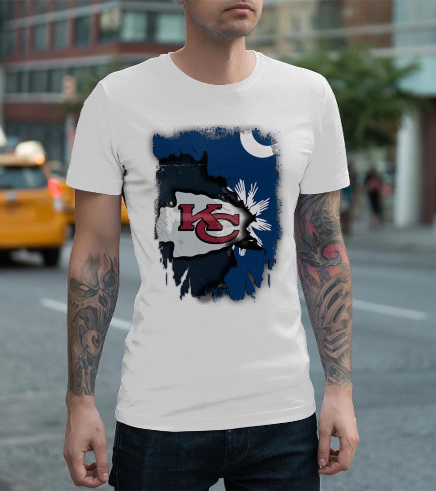 KC Chiefs Meet South Carolina Flag United T-Shirt