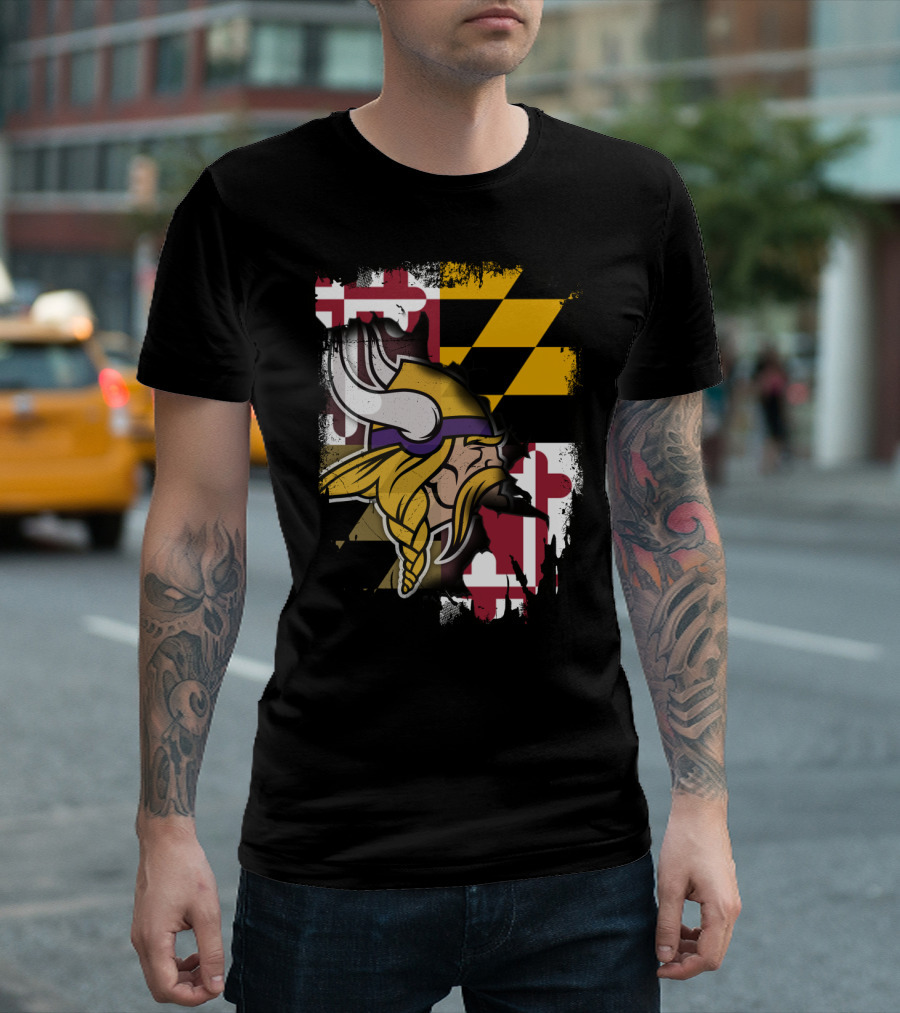 Vikings Helmet Art With Maryland Flag Background T-Shirt