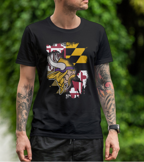 Vikings Helmet Art With Maryland Flag Background T-Shirt
