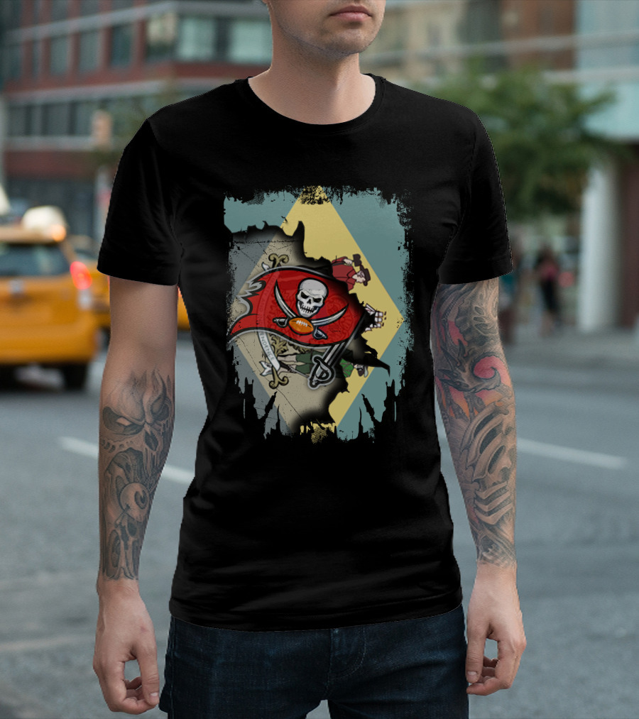 Delaware Together with Buccaneers Flag and Symbol Fusion T-Shirt