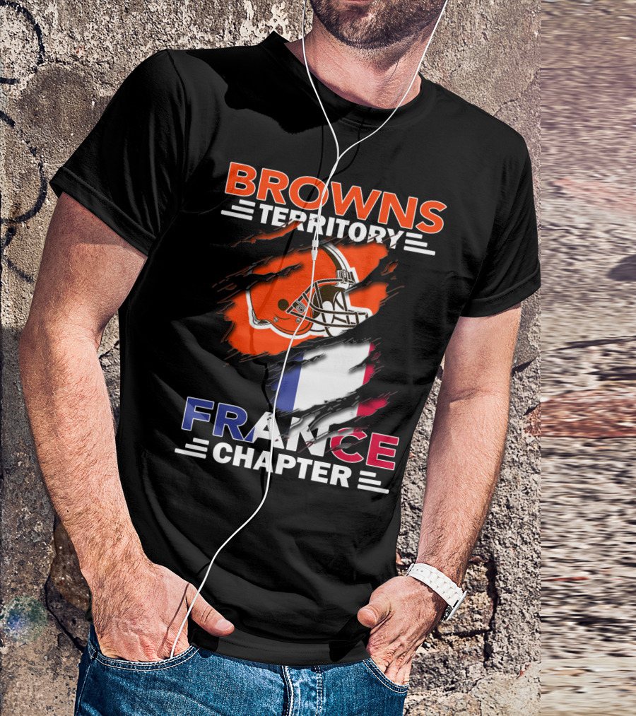 Browns Territory France Chapter Helmet And Flag T-Shirt