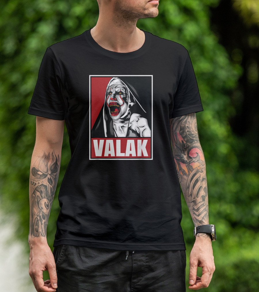 Scary Horror Valak Conjuring Nun Halloween Present T-Shirt