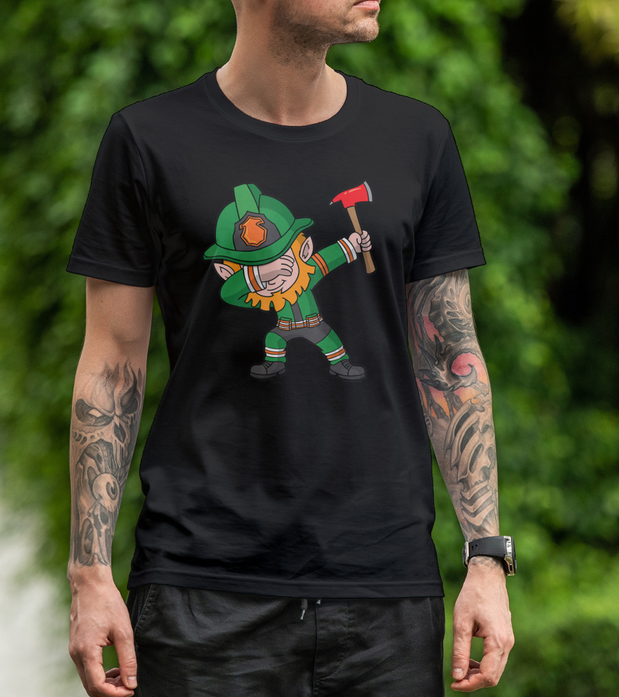 St Patricks Day Leprechaun Firefighter Dabbing With Axe T-Shirt