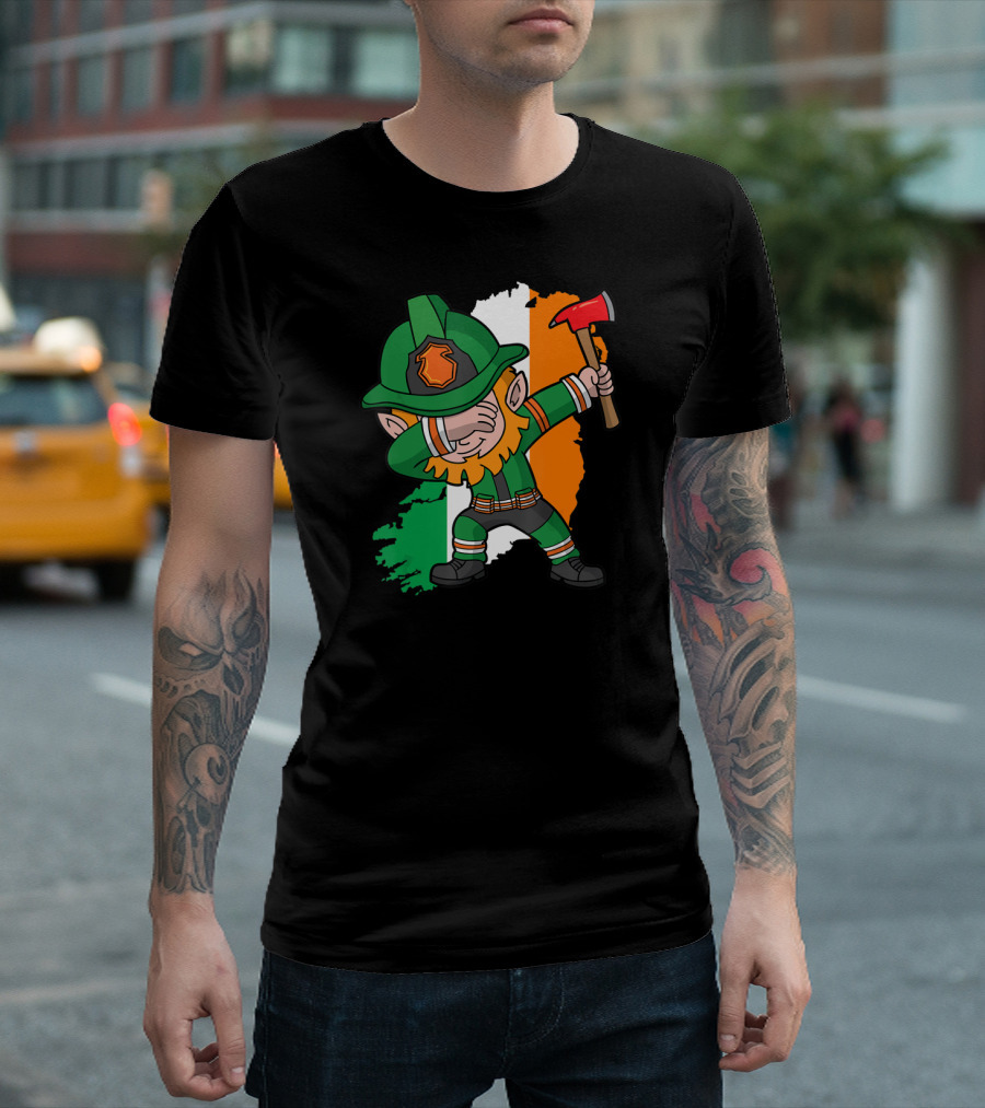 Leprechaun Dabbing Firefighter Irish Flag Background T-Shirt