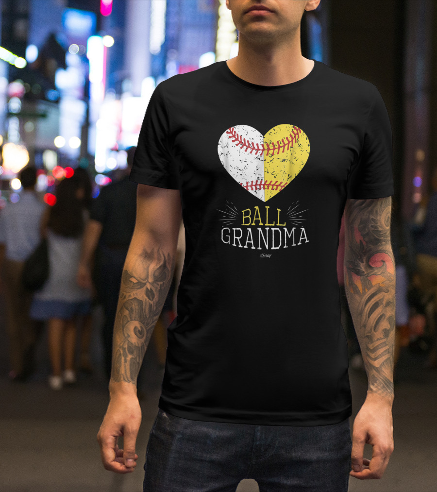 Heart Ball Grandma Baseball Softball Love T-Shirt