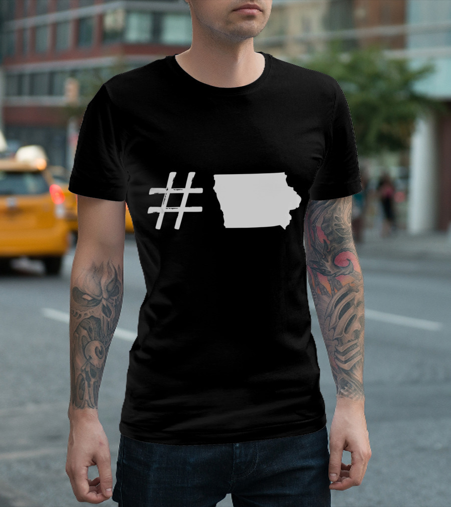 Iowa IA USA Flag Holiday Traveling T-Shirt