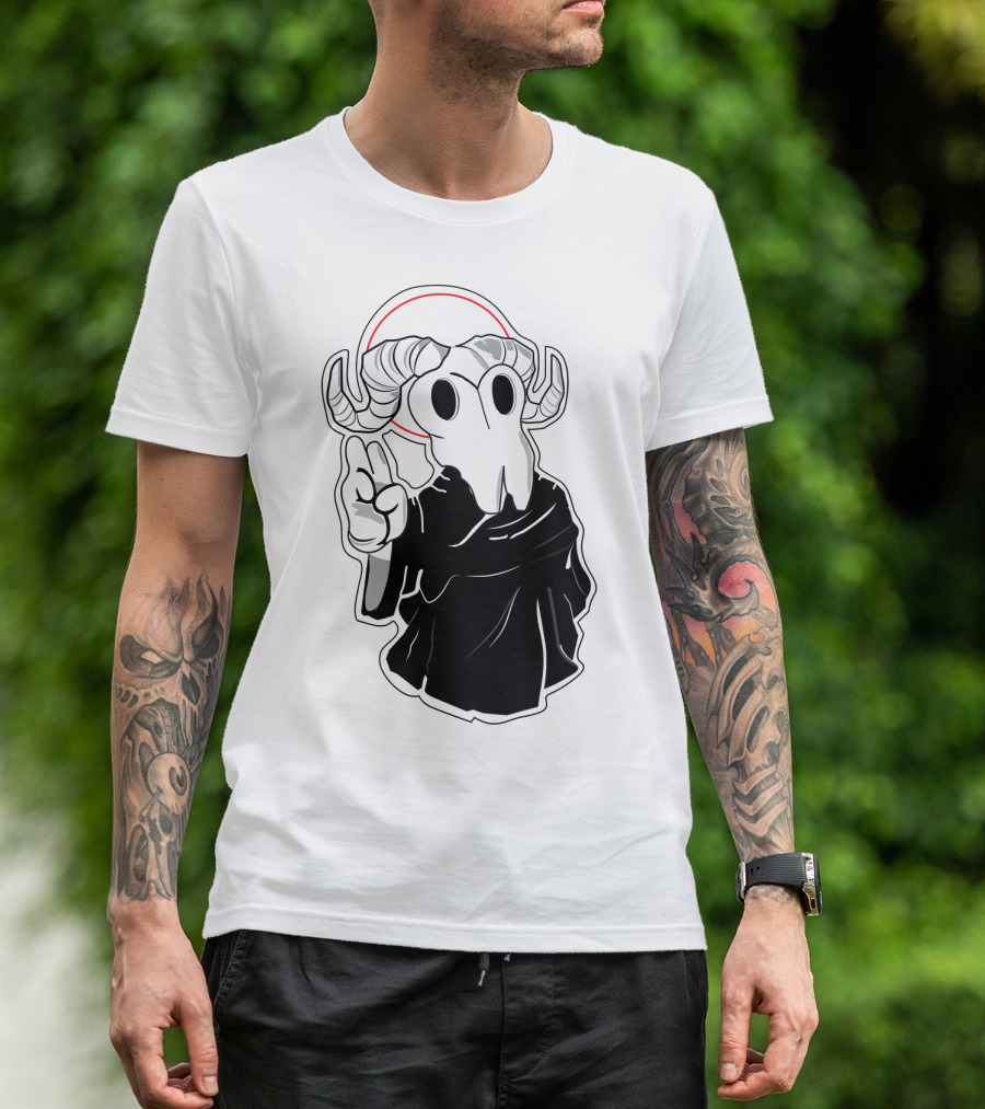 Kawaii Beezelbub Satan Evil Skull With Horns And Cloak T-Shirt