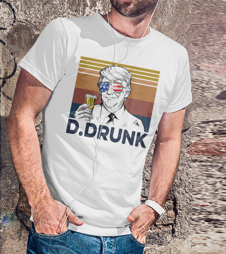 Donald Trump D Drunk Drink Vintage USA Flag Sunglasses T-Shirt