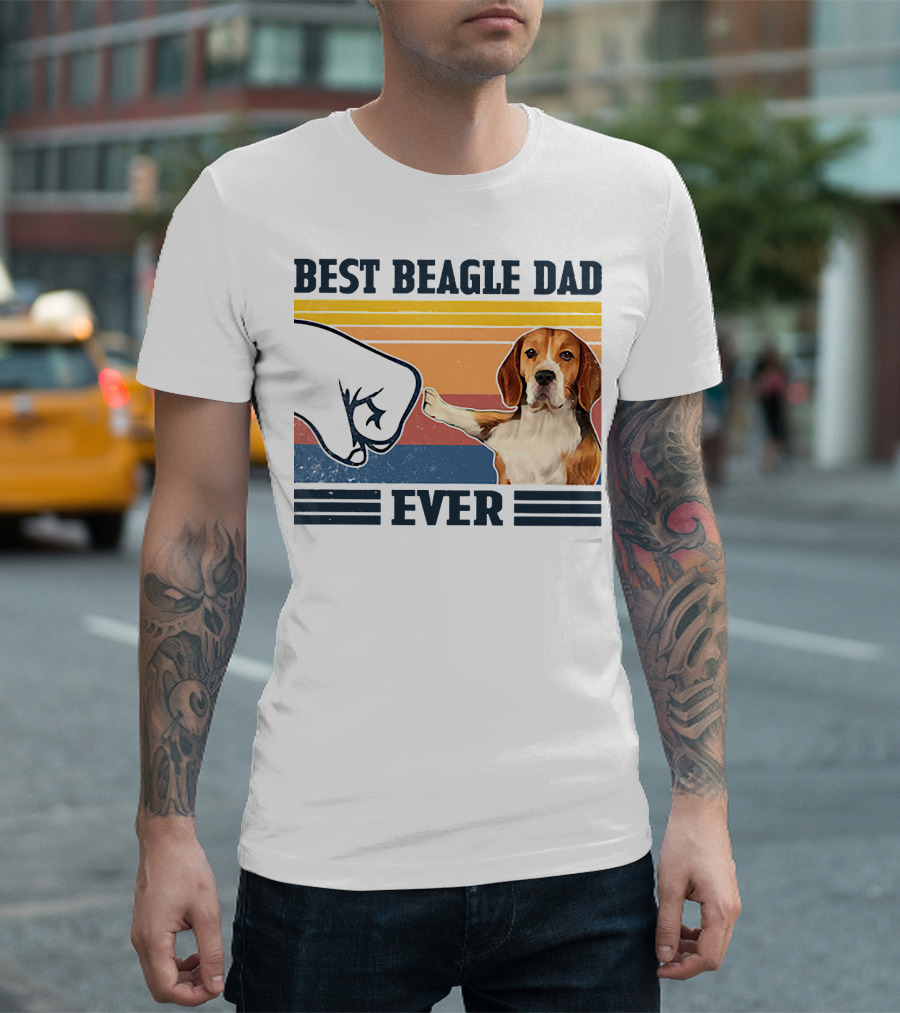 Best Beagle Dad Ever Vintage Fist Bump T-Shirt