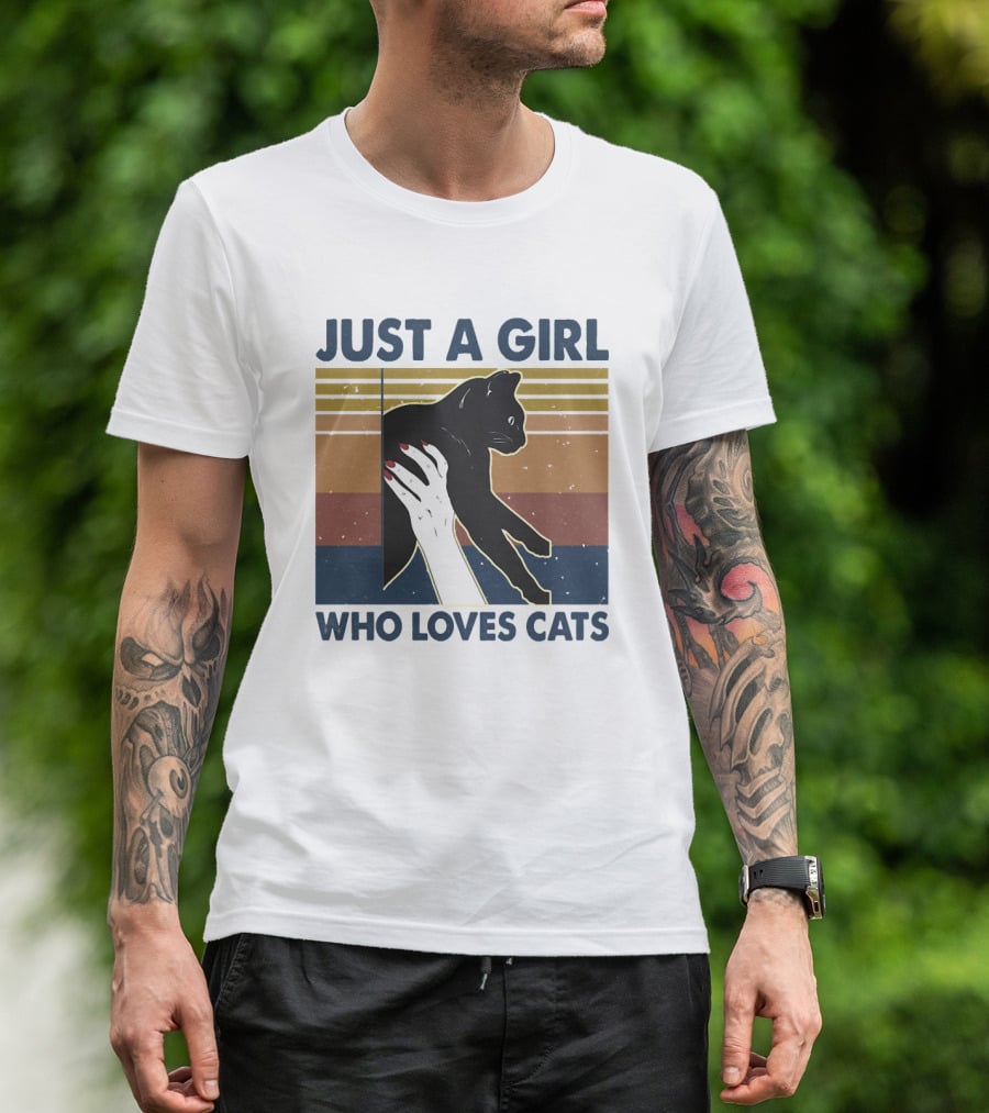 JUST A GIRL WHO LOVES CATS Retro Style Cat T-Shirt