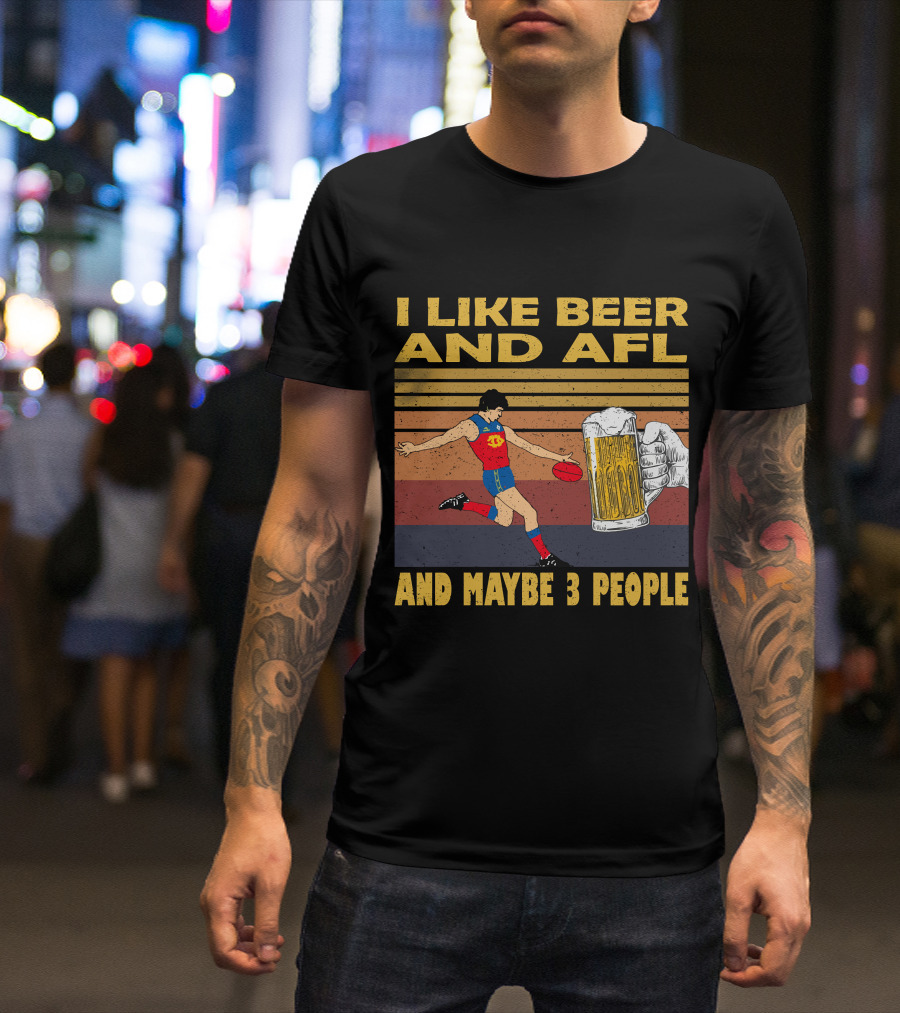 I Like Beer And AFL Maybe 3 People Retro Player And Beer Mug T-Shirt