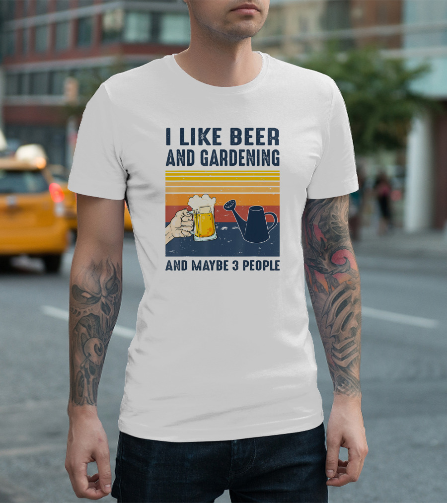 I Like Beer and Gardening and Maybe 3 People Vintage Retro Stripes Watering Can and Beer Mug T-Shirt
