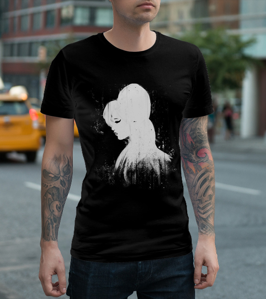 Amy Winehouse Back To Black Silhouette Iconic T-Shirt