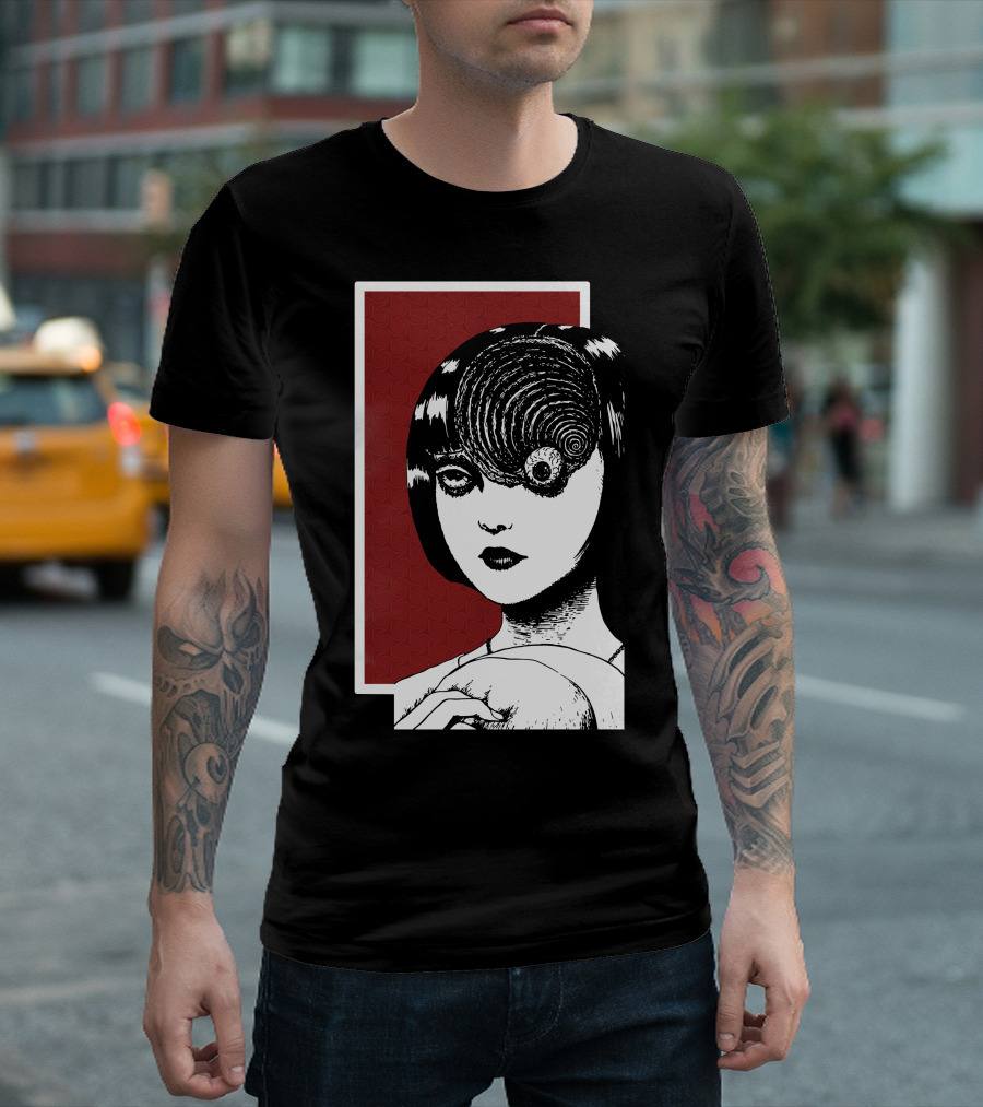 Junji Ito Uzumaki The Great Spiral Horror Manga Face with Spiral Eye T-Shirt