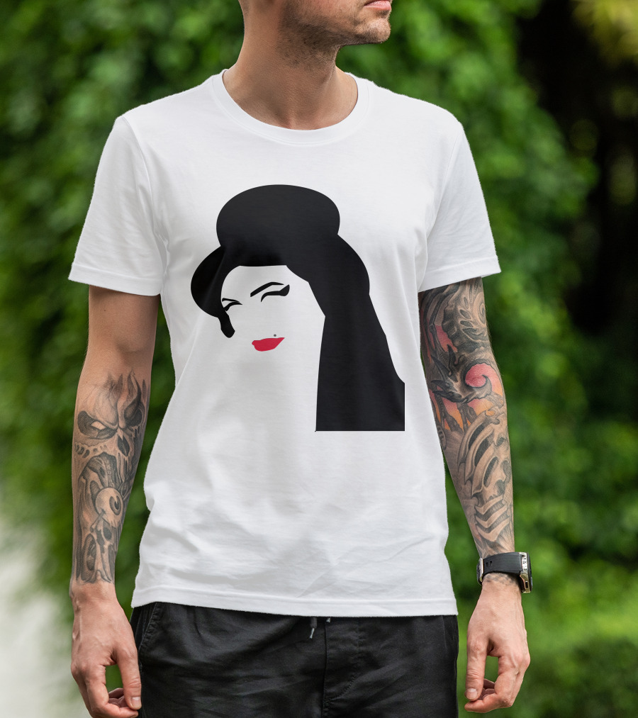 Amy Winehouse Iconic T-Shirt