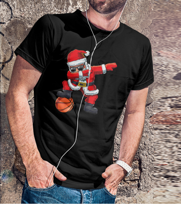 Christmas Santa Dabbing On Basketball Court Holiday Fun T-Shirt