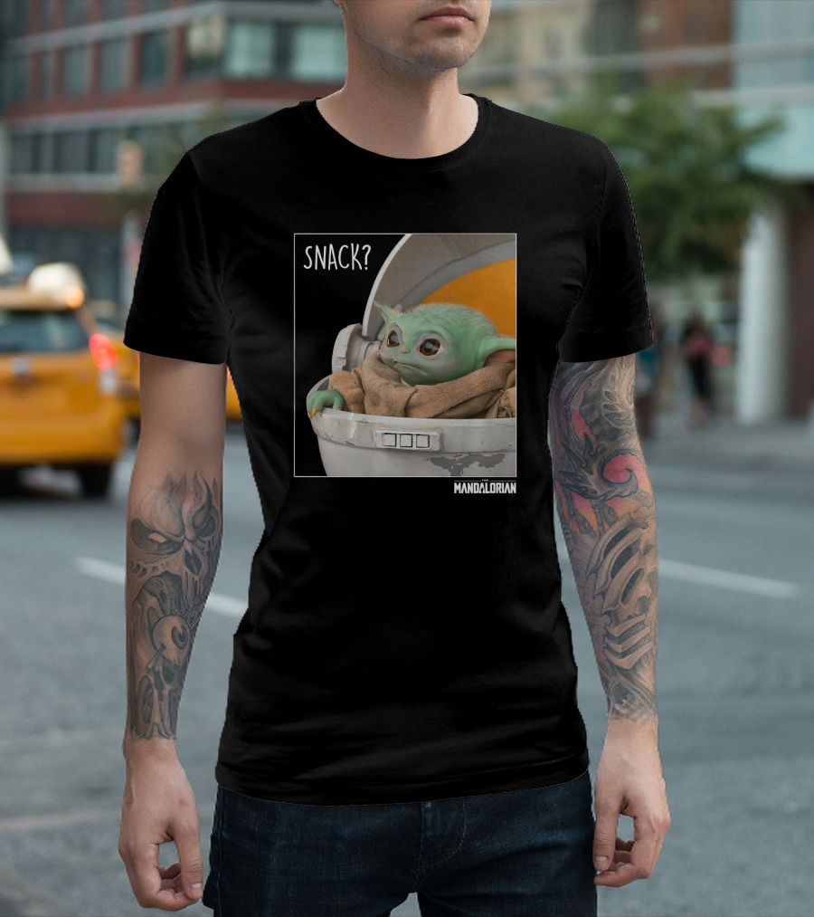 Star Wars The Mandalorian Snack Time The Child in Pod T-Shirt