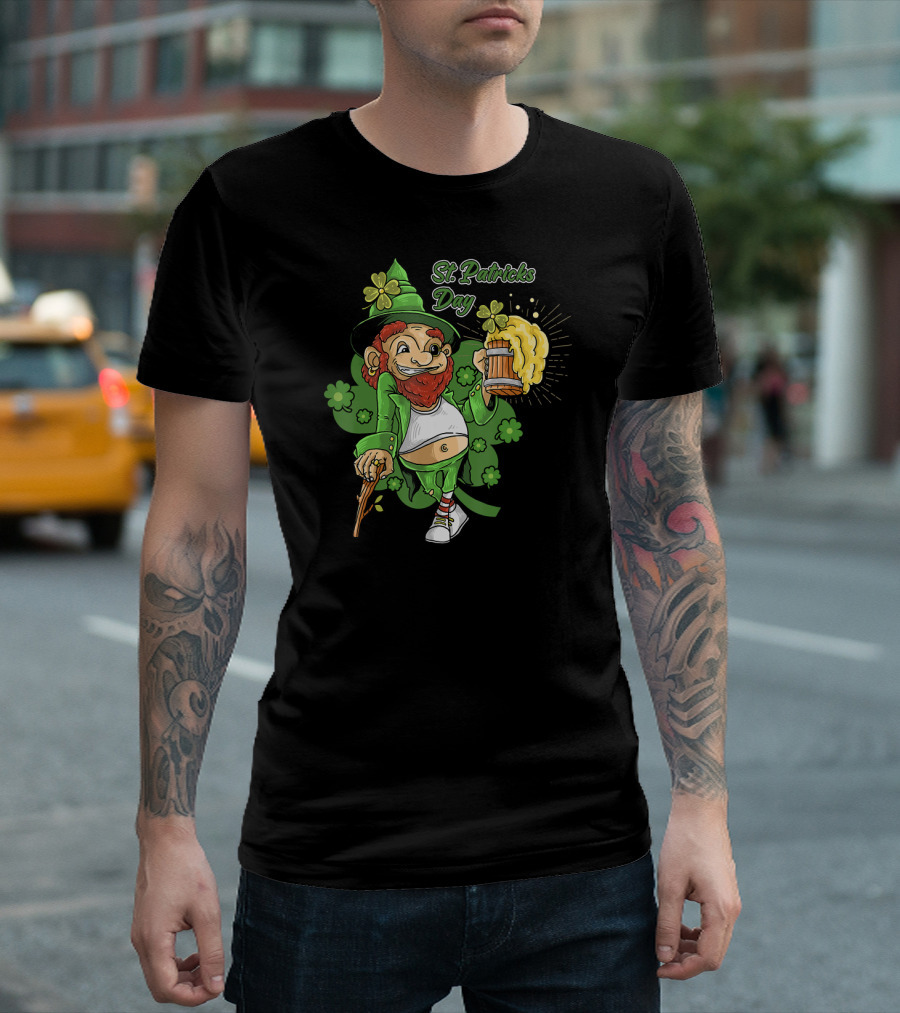 St Patricks Day Lucky Irish Leprechaun with Beer and Shamrocks T-Shirt
