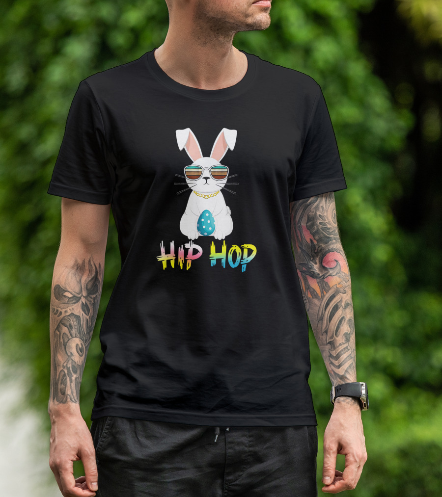 Hip Hop Easter Bunny With Cool Sunglasses And Polka Dot Egg T-Shirt