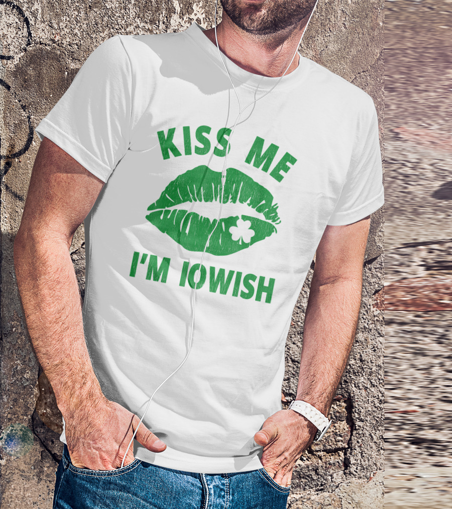 Kiss Me I'm Iowish St Patrick's Day Green Lips With Clover T-Shirt