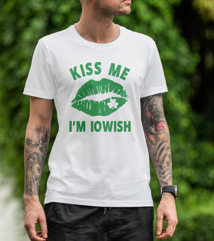 Kiss Me I'm Iowish St Patrick's Day Green Lips With Clover T-Shirt