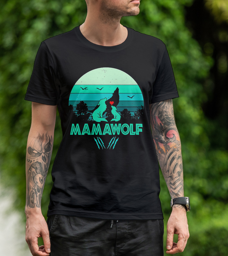 MAMAWOLF Babies Mom Vintage Wolf Heart Moon T-Shirt