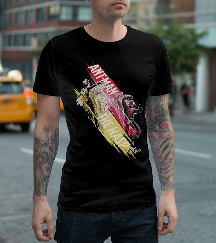 Ant-Man And The Wasp Marvel Official Artwork Dynamic Motion T-Shirt