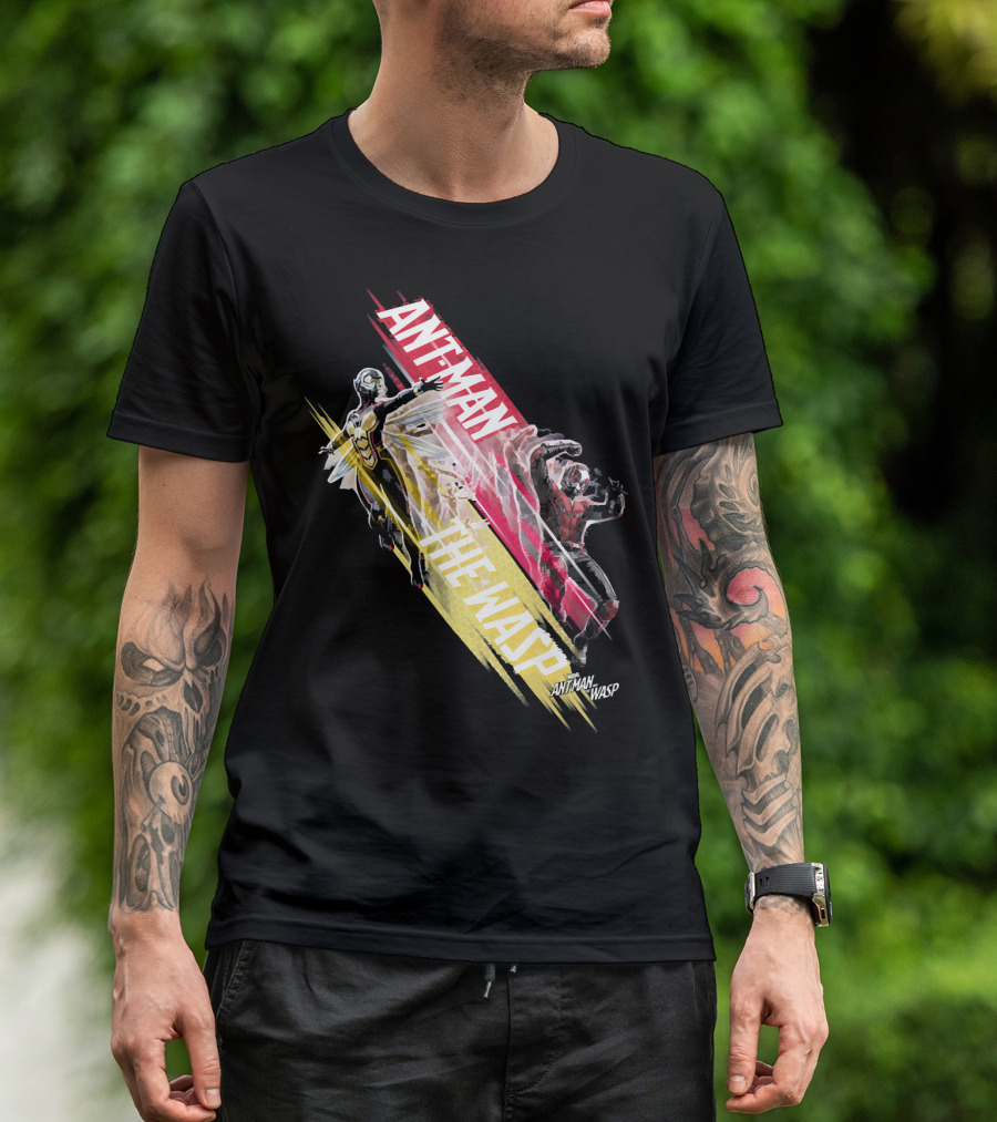Ant-Man And The Wasp Marvel Official Artwork Dynamic Motion T-Shirt