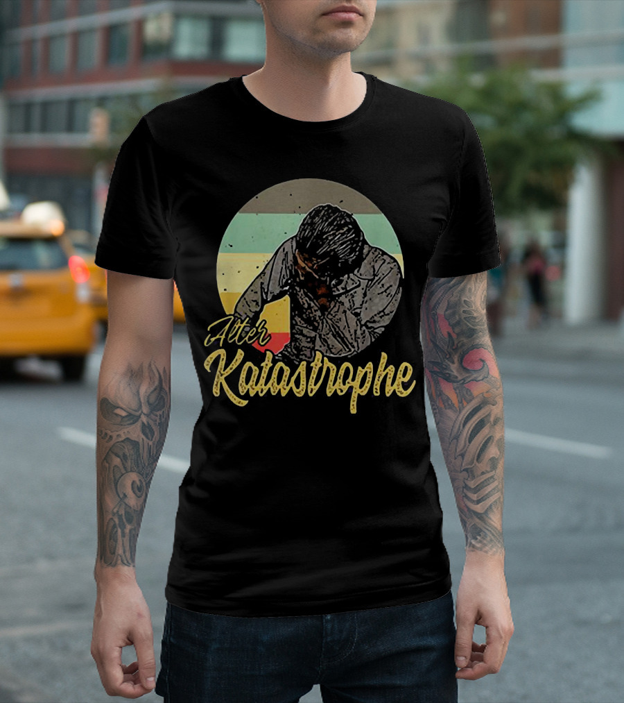 Alter Katastrophe Vintage Striped Background Bowed Head T-Shirt