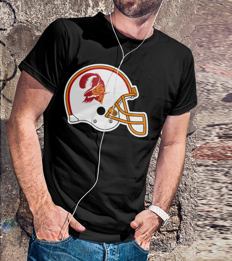 Brady Tompa Bay Buccaneers NFL Retro Helmet T-Shirt