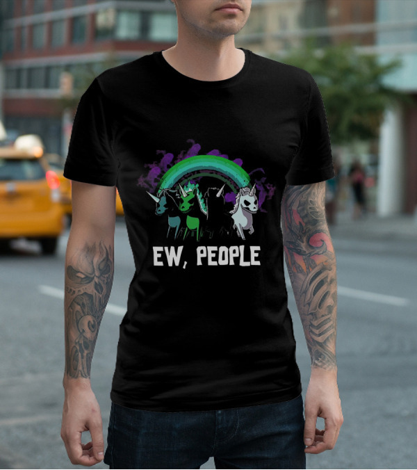Four Unicorns Of The Apocalypse Ew People Rainbow Skulls T-Shirt