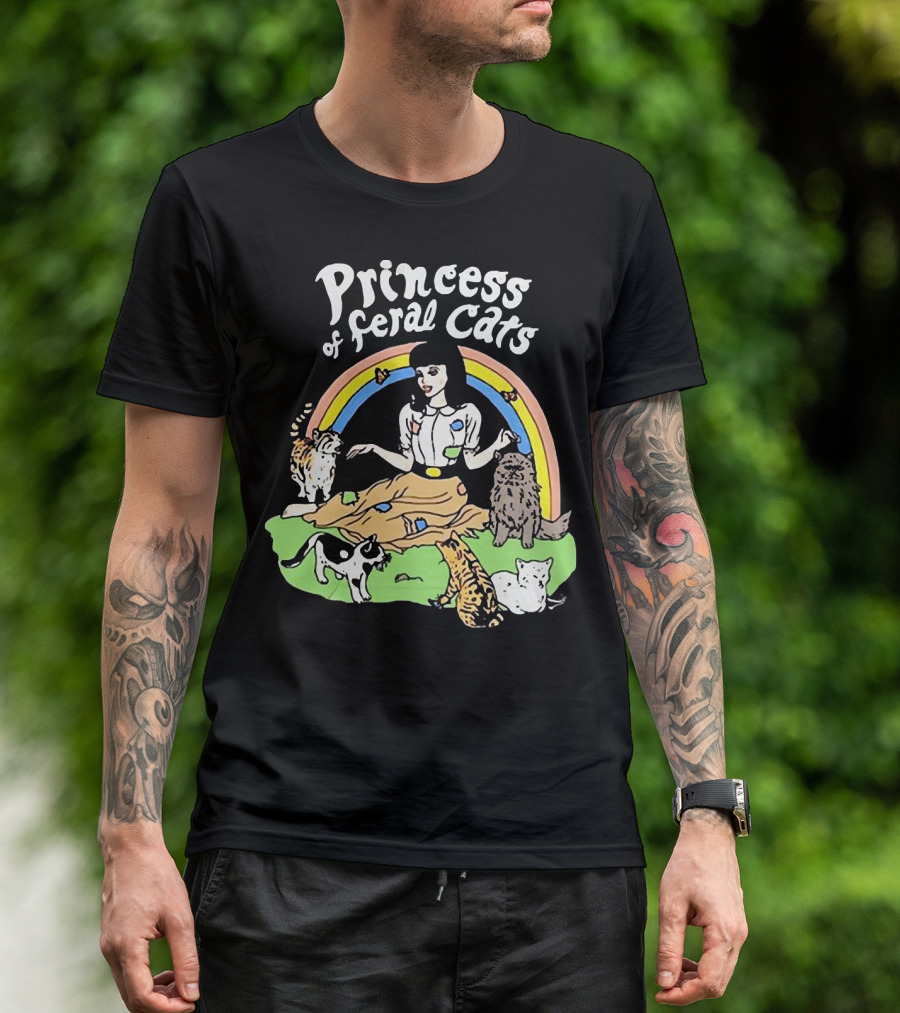 Princess Of Feral Cats With Rainbow And Cats In T-Shirt