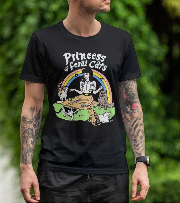 Princess Of Feral Cats With Rainbow And Cats In T-Shirt