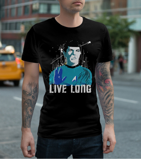 Star Trek Spock Live Long Vulcan Salute Iconic T-Shirt