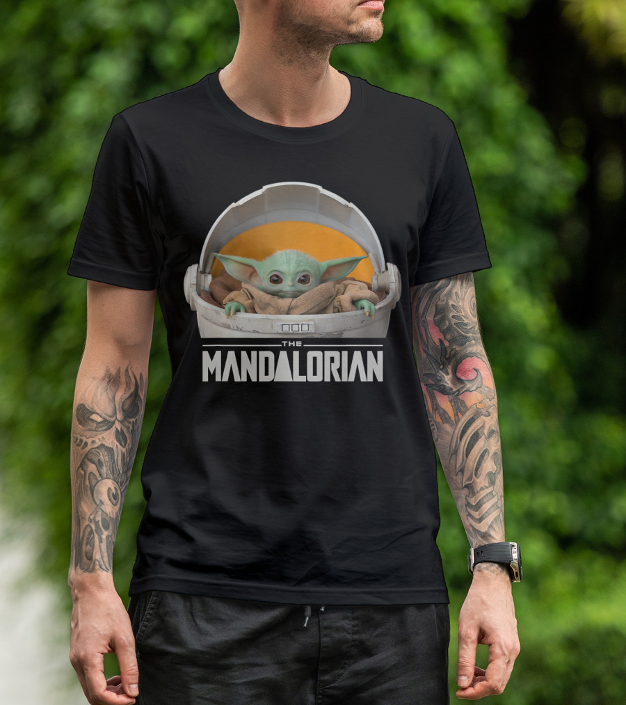 Star Wars The Mandalorian The Child In Floating Pod Iconic Character T-Shirt