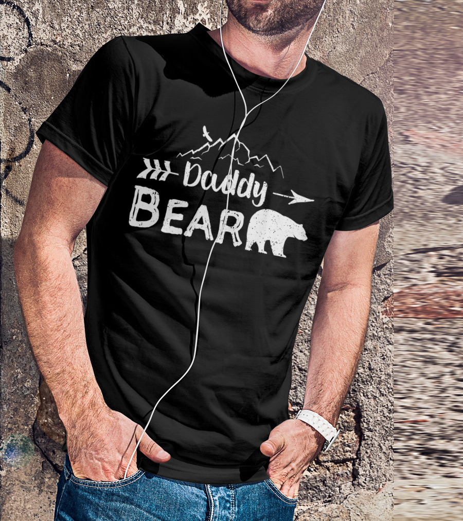 Daddy Bear Family Camping Matching Design With Mountains And Arrow T-Shirt